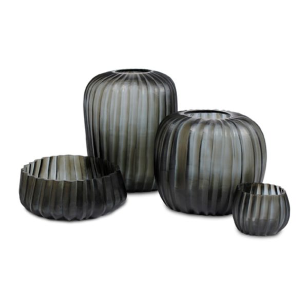 Manakara Vase