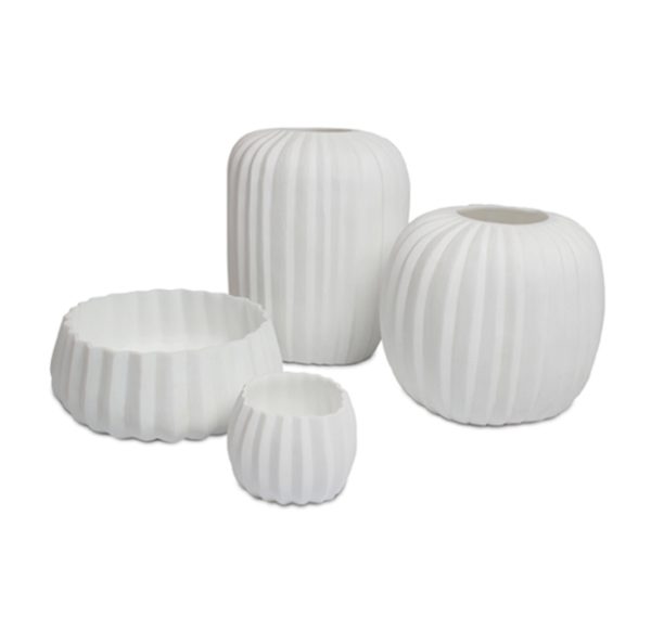 Manakara Vase